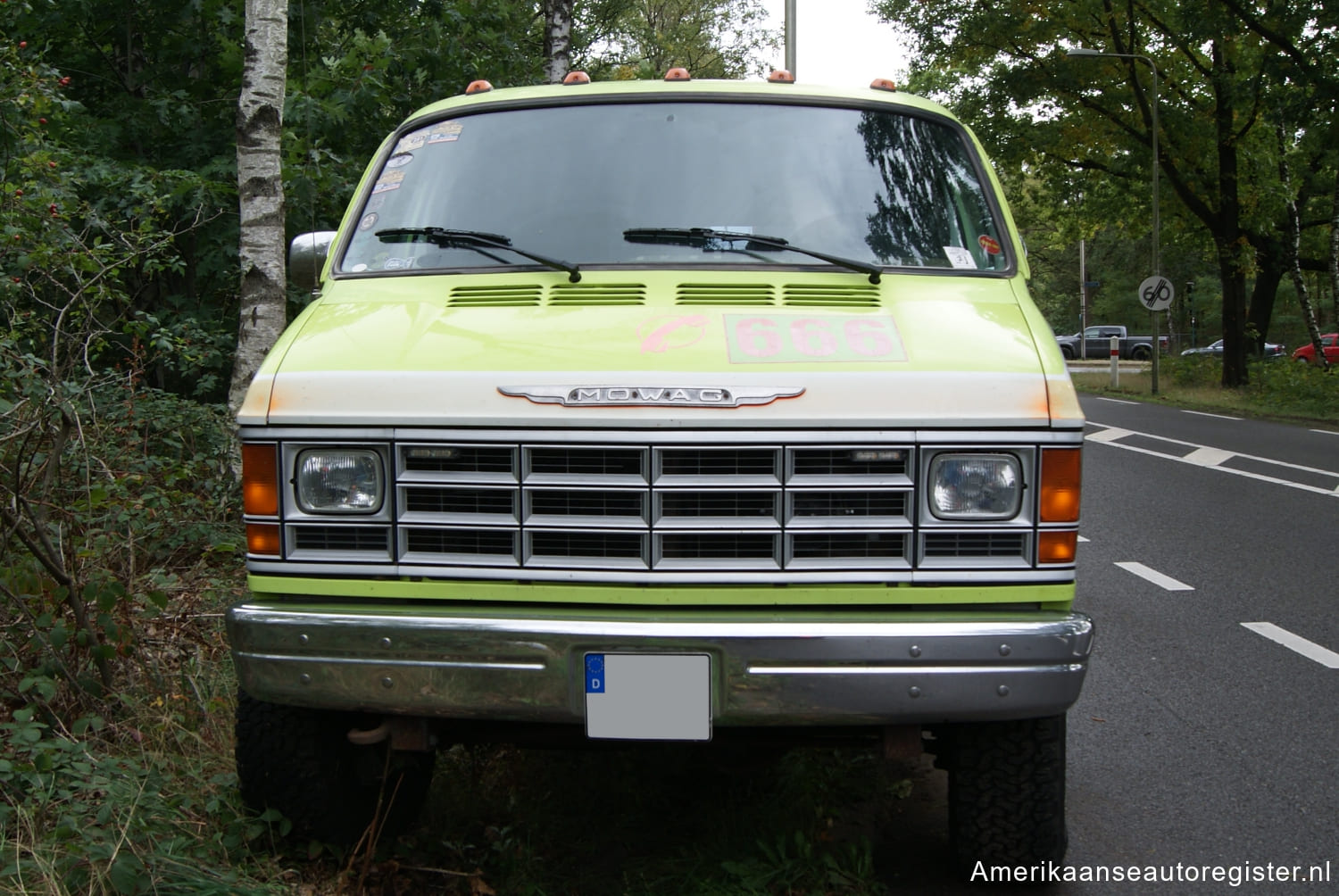 Dodge Ram Van uit 1986